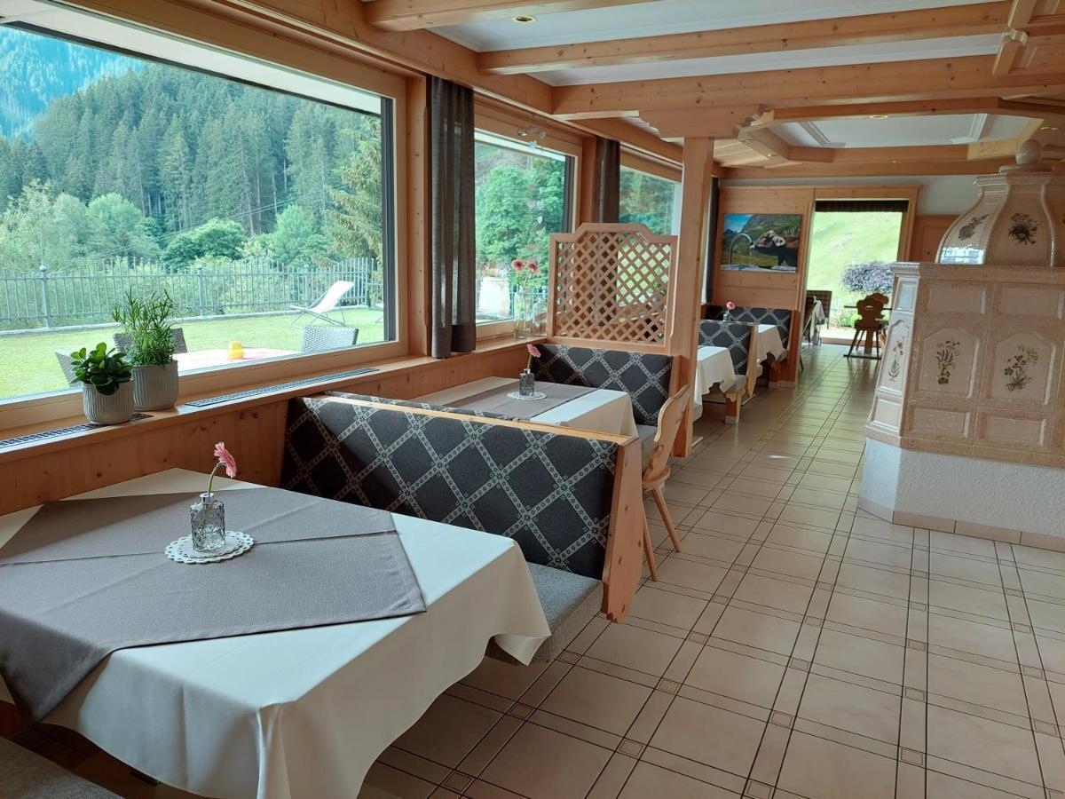 Alpenpension Maderer Gaschurn Exterior photo